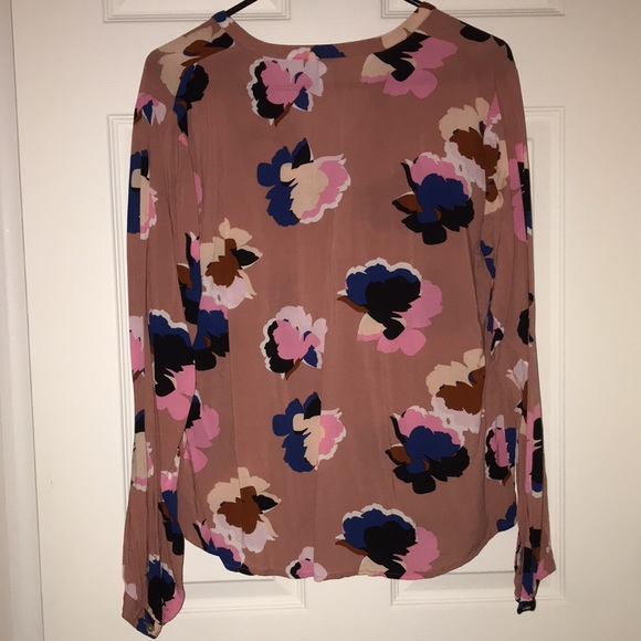 Top - Picture 2 of 3